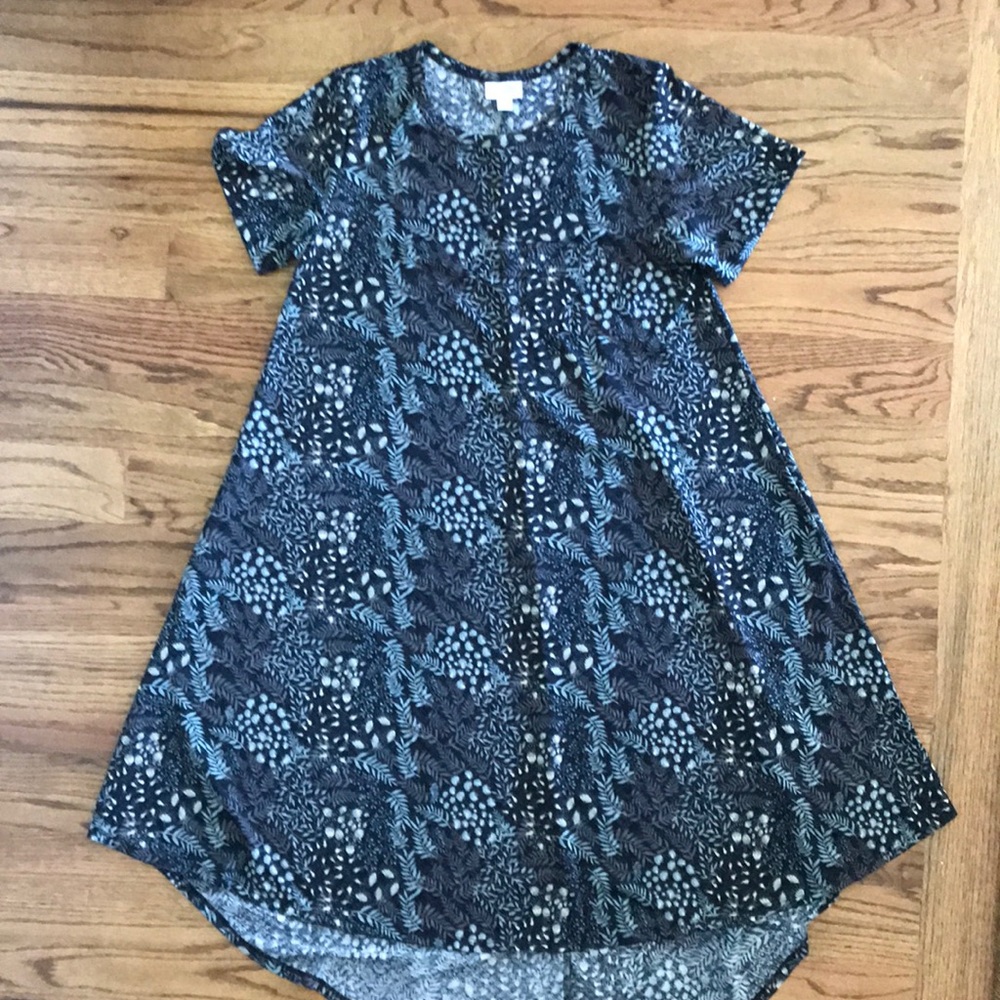 🎀 LuLaRoe CARLY Dress Navy Print Neutral Slinky